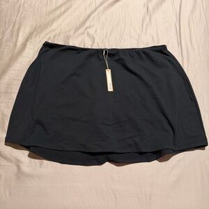 SKIMS Outdoor Skort Black (Onyx) Plus Size 3X Women’s